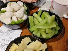 -炉小二铜锅牛蛙•川湘菜(三里屯店)