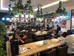 大堂-拿渡·水煮鱼麻辣香锅(王府井奥莱·香江小镇店)