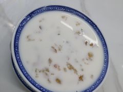 桃胶牛奶-江记甜品(罗湖店)