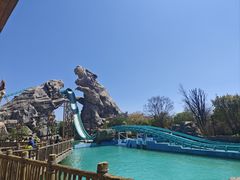 -七彩云南欢乐世界