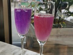 蝶豆花气泡水-The Rug Cafe(王府中环店)