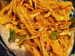 -蜗牛小馆醉乡民谣云南菜(惠新西里店)