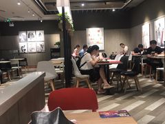 大堂-肯德基(宝利丰店)
