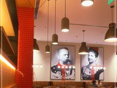 -城市大道红炉披萨烘焙坊