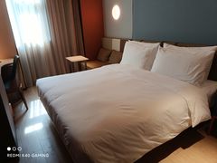 -桔子酒店(北京中关村苏州桥地铁站店)