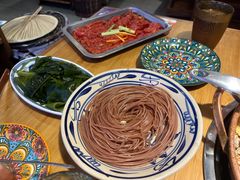 -洱火云南酸菜牛肉火锅(石景山当代商城店)