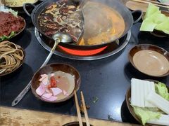 -重庆故事姊妹老火锅(财经学院店)