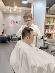-P.R.O.salon 发哲