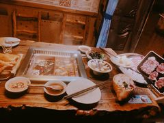-老牌坊云南鱼豆花火锅(嵩山店)