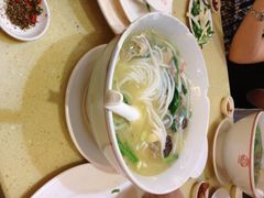 过桥米线-桥香园云南过桥米线(金马碧鸡店)