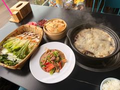 -野菌皇海景野生菌火锅(滨海大道店)