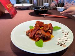 柑橘风味糖醋排骨-RIVIERA 松鹤楼(外滩店)