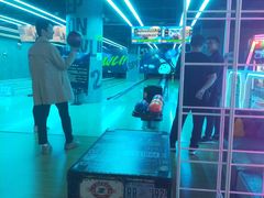 -世代星球·保龄球·镭战真人CS·团建(杨浦店)