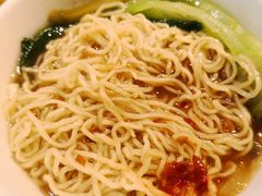 -彩蝶谷美食廊·粤式经典南番顺·铁板烧烤泰风味(广州长隆酒店)