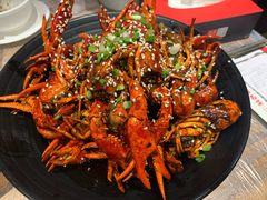 -巴厘龙虾·榜首油焖大虾(音乐学院·沿江酒馆店)