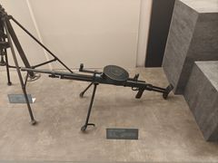 -轻武器博物馆