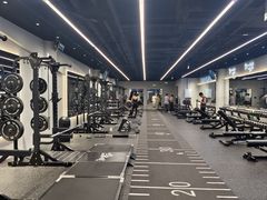 -TMG潮流健身(奥体莲荷里店)