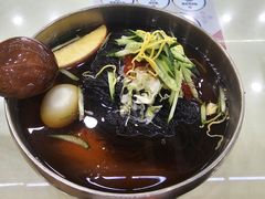 -服务大楼冷面(延大店)