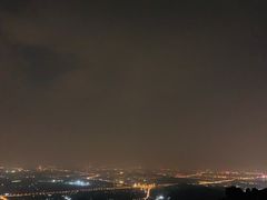 -鬼笑石后山停车场