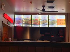 -里岛烤鱼(东港凯虹广场店)