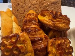 -AZUR聚(香格里拉饭店)