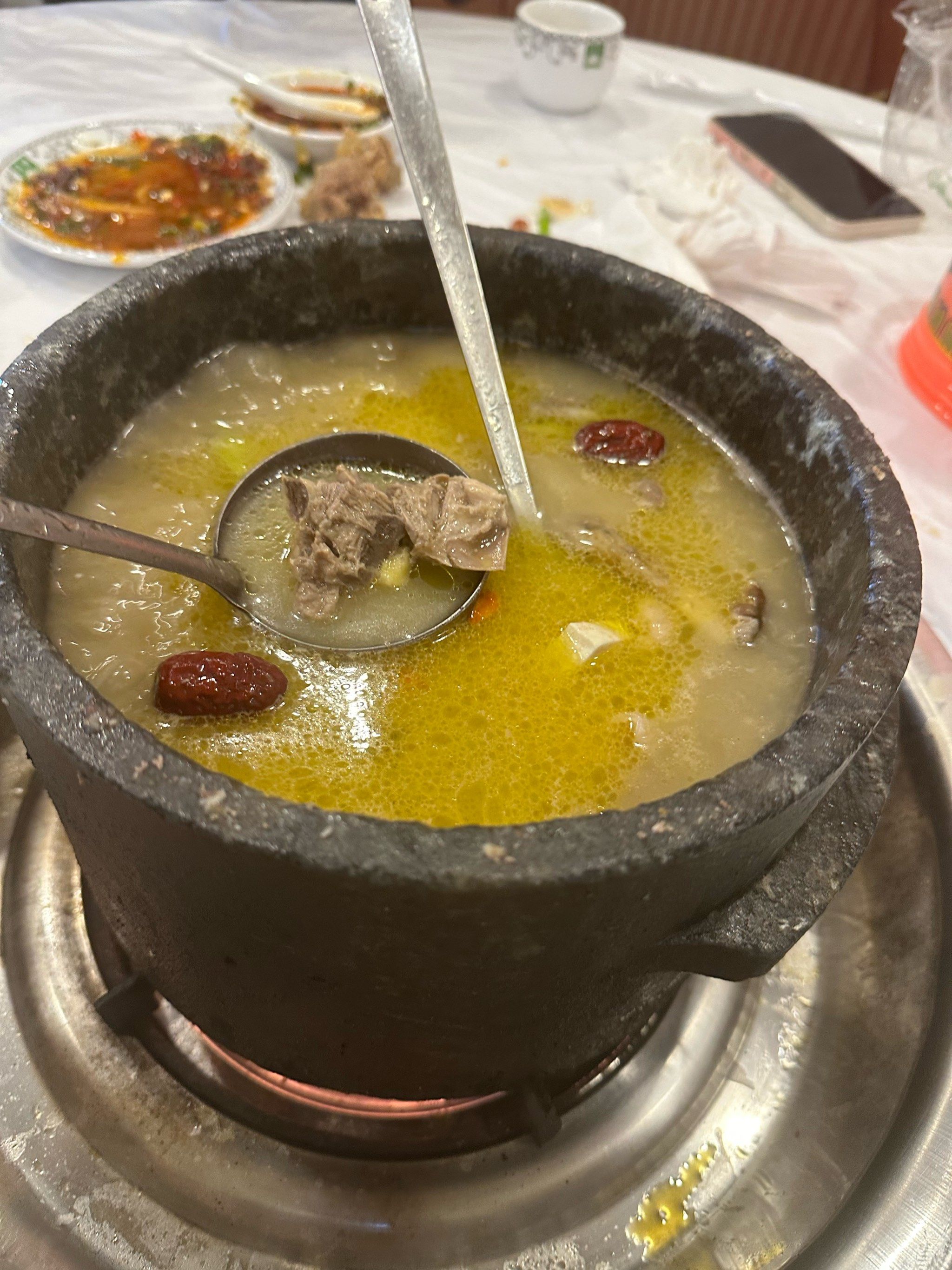 鲁朗石锅鸡推荐!