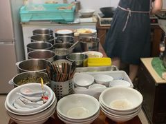 -上海特色小笼店(铁岭路90弄小区店)