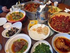 -万重锦·人文川菜馆(骡马市店)