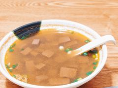 鸡鸭血汤-黄阿姨锅贴大王(万航渡路店)