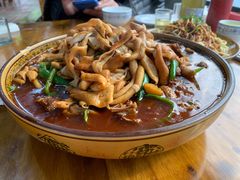 -一品红烧鸭特色川菜(三岔湖店)