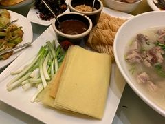 -蓝海国际大饭店·蓝钻自助百汇(兰山店)