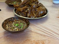 -王万妈卤猪脚(青岩交通路)