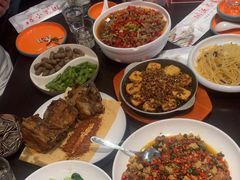 -川流不息·地道川菜·小龙虾(松东路店)