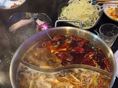 -唯爱KTV聚会餐厅(仙林东城汇店)