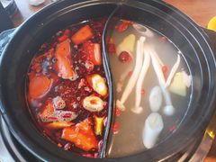 -牛小嫩串串火锅(老国贸总店)