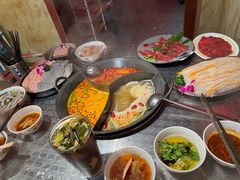 -朱光玉火锅馆(龙阳广场店)
