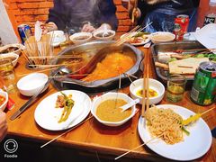 -成都玉林串串香火锅(三八店)