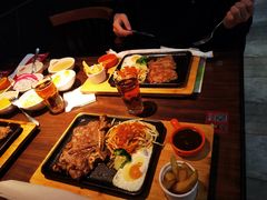 -豪享来牛排(人民店)