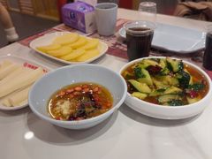 -何师傅美蛙鱼头(汉街店)