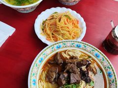 -金杨拉面王小吃面馆·牛三宝面·红烧牛肉粉