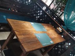 -八月美食小馆(银泰城总店)