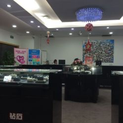 -威德钻石-克拉钻大本营(南京东路店)