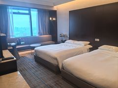 -上海龙之梦万丽酒店