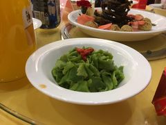 -山明水秀大饭店