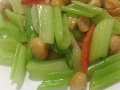 夏果炒西芹-郑厨私房菜