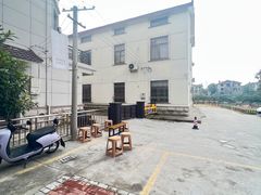 室外等位区-禾悟农·农家私房菜