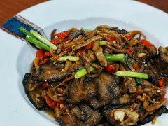-湖南人家湘菜馆(镇江路店)