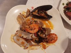 -佰烧海鲜烤肉火锅自助(世茂国际广场店)