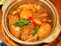 -Cuc Gach Quan Restaurant