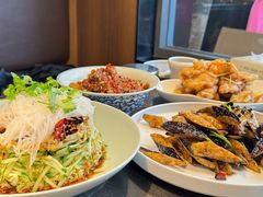 -五谷丰登农家院·地道胶东菜·海鲜烧烤(威海店)